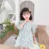 Koreański styl letnie dzieci dziewczyny sukienka zielony kwiatowy pół francuskiego tulei kwadratowy kołnierz dzieci ubrania moda e 210610