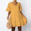 Летний сплошной цвет V-образным вырезом с коротким рукавом плиссированные мини-платья женщины пляжные a-line Ruffles платье для женщин винтаж 210508