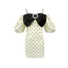 エレガントな水玉パッチワークボウドレスのための女性正方形襟パフスリーブオフショルダーハイウエストミニドレス女性210531