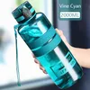 1L 1.5L 2L الرياضة سعة كبيرة اللياقة البدنية في الهواء الطلق صديقة للبيئة البلاستيك المحمولة 500 ملليلتر شاكر زجاجة المياه BPA مجانا