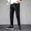 Koreański styl Moda Mężczyźni Dżinsy Luźne Fit Casual Corduroy Harem Spodnie Jesień Ly Designer Streetwear Hip Hop Szerokie spodnie nogi
