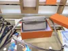 2021 Hurtowa torebka łańcucha Clutch Cross Table Table damska Klasyczna torebka na ramię Modna skórzana torebki projektant skórzany prosta