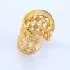 Luxury Dubai Wide Armband Bangle For Women Gold Color African India Jewelry Bridal Wedding Engagement Banket Gifts241G