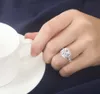 Anello di fidanzamento o matrimonio da donna in argento sterling placcato platino da tre generazioni di colore 3 carati con punta diamantata