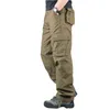 メンズカーゴパンツストレートマルチポケット男性ミリタリー戦術的壁面スラックロングズボン男性服の大きいサイズ42 44 211201