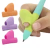 أقلام الرصاص مقبض اليد اليمنى يساعد الأطفال على تعلم عقد القلم والكتابة تصحيح الموقف السحر يناسب قلم رصاص لينة XD29949