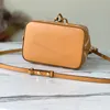 Neonoe Cream Mini Buska Miękka pełna skórzana zrytacza cielęta kołdra drukowana wytłoczona haftowana kwiatowa torba crossbody 46023 46029 20cm L208