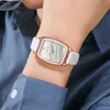 Moda kadın Küçük Deri Bandı Analog Yeşil İmitasyon Mermer Dial Kuvars Saat Elbise Bayanlar Kadınlar Için Saatler Reloj Mujer