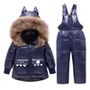 Parka Gerçek Kürk Kapüşonlu Erkek Bebek Tulum Kız Giysileri Kış Aşağı Ceket Sıcak Çocuk Dinozor Ceket Çocuk Snowsuit Kar Giyim Seti 211027