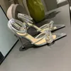 Mach Dubbel rosett strass kristall-utsmyckad PVC Pumps skor spole Klackar sandaler kvinnor Lyx Designers Klänning sko Kvälls ankelband sandal fabriksskor