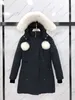 Unisex Winter Down Kurtka Wiatrówka Gruba Ciepła Kapturem Moda Męskie Płaszcze Zimowe Wysokiej Jakości White Duck Puffer Kurtki TopShop1588