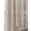Luxo de cortina de estilo europeu bordado com grânulos cortina de tule para sala de estar quarto bege blackout drape # 4 210712