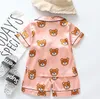 Pigiami estivi per bambini Set Ragazzi Ragazze Cartoon Bear Home Wear Bambini Set in due pezzi Abito a maniche corte Abbigliamento per bambini Vendita al dettaglio