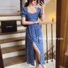 Kanske är du blå blommigryck Vintage Slash Neck Kortärmad Midi Dress Kvinnor Koreansk stil D1804 210529