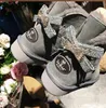 2022 Australië Classic Single Double Diamond Snow Boots Vrouwelijk Winter Leather Bow Rhinestone Crown Warm Dikke katoenen schoenen #21