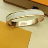 ZB004YX Marka Moda Klasyczna Bangle Biały PU Skóra Bransoletka Titanium z pudełkiem 3 Kolory Srebrny Rosegold Gold 40szt