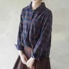 Johnature Frauen Plaid Baumwolle Shirts Vintage Lose Umlegekragen Blusen Frühling Tops Taste Langarm Weibliche Shirts 210521