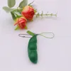 Squeeze-a-Bean Pea Poppers Fidget Toys Portachiavi semplice Portachiavi Spremere Dito di soia Puzzle Rosso Verde Blu Giallo Colore Fagiolo di soia H416NO8