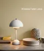 Trådlös laddning LED bordslampa med beröring modern mode sovrum kontor restaurang uppladdningsbara bärbara aluminium skrivbordsljus