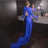 Avondjurk vrouwen kleding balqeesfathi nawalelzoghbi kylie jenner blauw v-neck met trail lange mouw yousef aljasmi zilver kristal myriam treeën kim kardashian