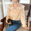 Lucyever Höst Vintage Blommigryck Chiffonskjorta Kvinnor V-Neck Flare Ärm Blous Kvinna Knapp Lace Casual T-shirts Dam 210521