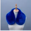 Écharpe en peluche chaude et confortable couleur en fausse fourrure en fausse fourrure dans les foulards hivernaux7888407