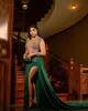 Plus taille arabe aso ebi vert luxueux robes de bal sexy cristaux en perles de couvre-cou soir formelle deuxième robes de réception robe zj504