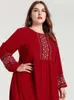 カジュアルドレス女性年の服プラスサイズの長袖の刺繍ルーズマキシドレスエレガントな快適なアラブ国立冬のガウン