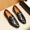 L5 Luxe Merken PU Lederen Mode Mannen Business Jurk Loafers Pointy Black Shoes Oxford Ademend formele Trouwschoenen