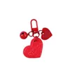 Porte-clés 1pcs métal lettre coeur cloches porte-clés porte-clés pour ami cadeau créatif simple sac en cuir voiture airpods boîte accessoires K149