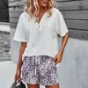 Casual Solid Sommer Hosen Frauen V-Ausschnitt Botton Pocket Streetwear Shorts Anzug High Street Frühling T-Shirt Weibliche Sets 210414