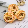 50/100 pcs 4 cm Artificial Rose Seda Chá Cabeças Para Casa Decoração DIY DIY Scrapbooking Artesanato Falso Flores Artesanato 211015