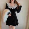 Elegante vestido de manga larga de terciopelo de cintura alta Otoño Primavera Vintage encaje con volantes cuello cuadrado negro vestidos de mujer 866B 210420