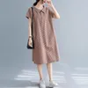 Surdimensionné femmes coton lin tenue décontractée nouveauté été Simple Style Vintage Plaid lâche femme longues robes S3631 210412