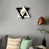 Horloges murales Hexagonal Star Clock Noir Blanc En Bois Simple Décorations Murales Arts Artisanat Maison Salon Café Décor Outil