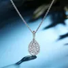 Hänghalsband Huitan Delicate Water Drop Halsband Kvinnor Micro Paled Crystal Zircon Stones Party Wedding Engagement Daily Wear Jewelry1