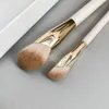 Liquid Touch Foundation Concealer Makeup Brush - Unik fingertoppsform Mjuka borst Perfekt Sculpt Highlight Cosmetics Tool