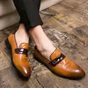 Nieuwe Puntige Bruin Kleur Mix Oxford Schoenen voor Mannen Formele Bruiloft Prom Jurk Homecoming Party Pageant Sapato Social Masculino