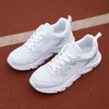 Vente en gros Tennis Hommes Femmes Sport Chaussures De Course Super Léger Respirant Coureurs Noir Blanc Rose En Plein Air Baskets TAILLE 35-41 WY04-8681