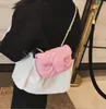 Klein meisje portemonnee PU ketting schouder pakket gedrukt prachtige praktische outdoor mode tassen vakantie cadeau