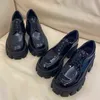 2022 frühling Frauen Einzigen Schuhe Schwarz Patent Leder Dicken Boden Britischen Stil Schuhe Casual Komfortable Lace Up Plattform Schuhe