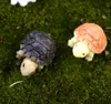 Turtle Fairy Ogrody miniaturowe Mini Żółw zwierzęcy żywicy Sztuczne rzemiosło Bonsai Dekoracja ogrodowa 2cm 2 kolory DHL