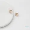 Stud Pendientes de mariposa Lindo Resina Metal Aleación de zinc Joyería Post Ear Rings Estilos de moda para mujeres Pequeños accesorios C1013