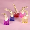 Mélanger la couleur 10 ml suspendus bouteilles de parfum de voiture pendentif accessoires bouteille vide carré verre contenant d'emballage cosmétique