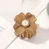 Süße Mini-Blume Perlen-Haar-Clips für Frauen Mädchen Haarklaue Chic Barrettes Klaue Krabben Haarnadeln Styling Mode Haarschmuck