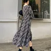 Vintage Floral Imprimer Femmes Robe À Manches Longues Femme Casual Longue Mode Printemps Automne Midi Boho Slim Robes 210514