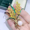 Wheat Ears Shape Brooch Artificial Zircon Pin Natural Freshwater Pearl Corsage