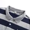 Varsanol Paski Koszulki Polo Mężczyźni Krótki Rękaw Mężczyzna Koszulki Polo Moda Bawełna Haft Mężczyzna Streetwear Odzież Lato 4XL 210601