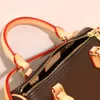 Designer Women Nano Shoulder Bags High Quality Leather Luxurys Purse Fashion Crossbody Mini Handle Handbag with Dust Bag Wholesale