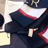 2022 Design per donna Sciarpa di seta Autunno Sciarpe di lana Lettere classiche Avvolgere Sciarpe scialle unisex Taglia 180 * 70 Opzione 4 colori di alta qualità